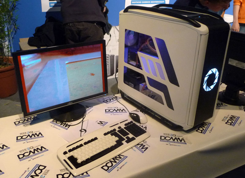 Illustration for article titled Gamescom's Craziest PC Case Mods